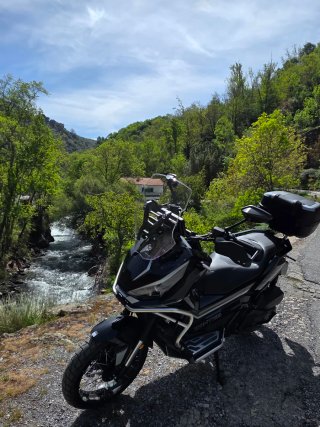 Zontes 368G Maxi Scooter Negra