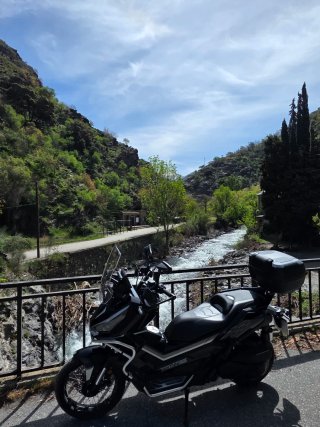 Zontes 368G Maxi Scooter Negra