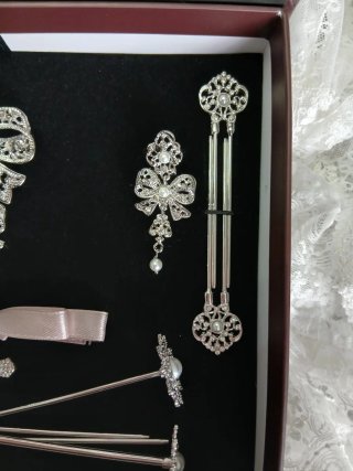 Aderezo de fallera en plata para niña