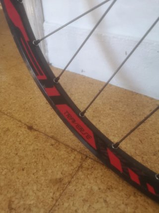 Llantas Roval Traverse 26