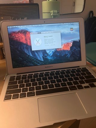 MacBook Air 11 (Late 2010)