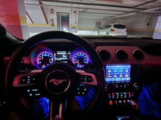 FORD mustang