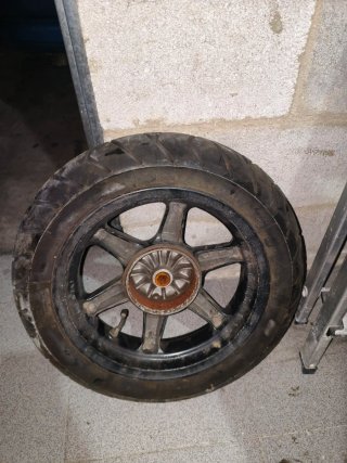 Llanta Yamaha Jog R