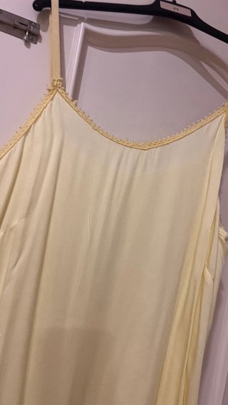 Vestido lencero amarillo T.40/42