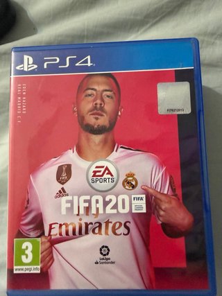 FIFA 20 PS4 (negociable)