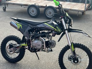 Pit Bike XLZ XXL practicamente nueva!!