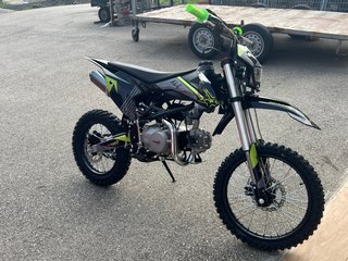 Pit Bike XLZ XXL practicamente nueva!!