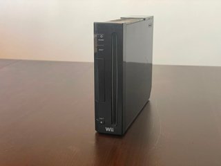 Consola Wii lista para jugar con mandos y juegos