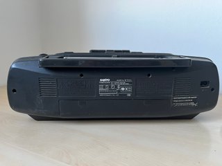 Radio Cassette Vintage Sanyo M-7012L Manual