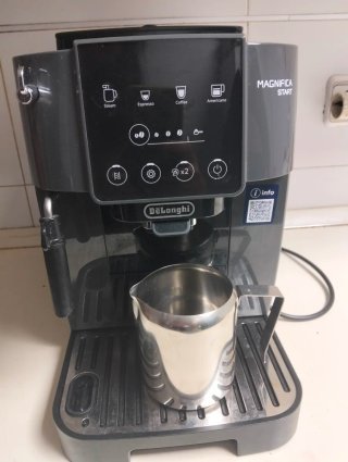 Cafetera De'Longhi Magnifica S con molinillo