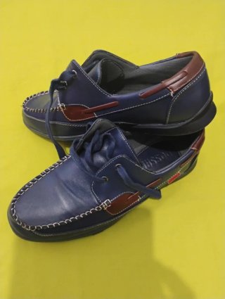 Zapatos náuticos hombre azul y marrón