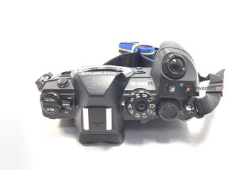 camara digital evil olympus om-d e-m1 mark iii