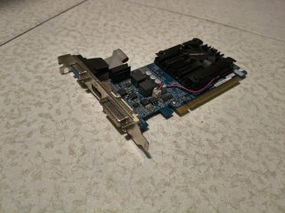 TARJETA GRAFICA GIGABYTE