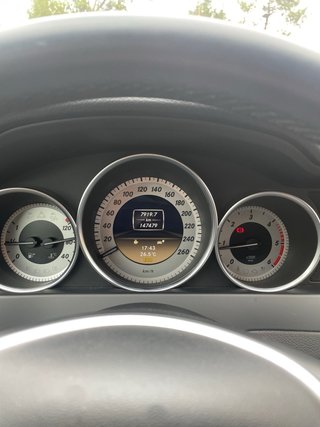 Mercedes-Benz C220