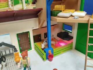 Gran granja Playmobil con silo