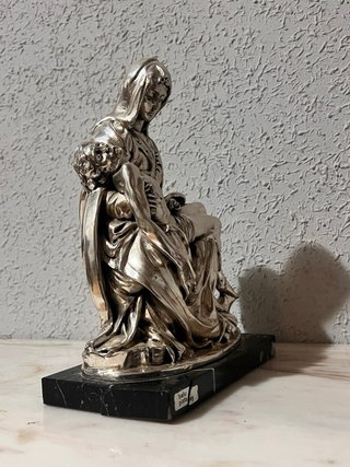Figura La Piedad Miguel Angel Plata