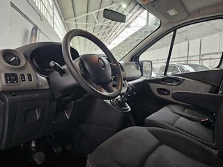 Renault Trafic Passenger Energy dCi 88 kW (120 CV)