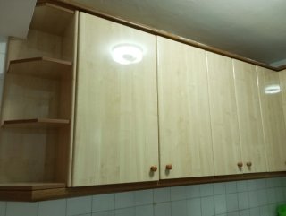 Muebles de cocina madera y mármol. Pontevedra.