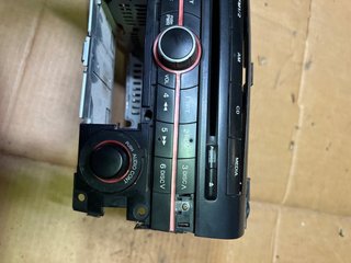 Radio Mazda 3 2006