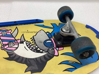 patinete land shark skateboard