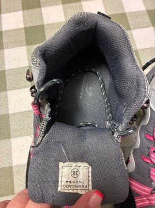 Botas de montaña RUNFIT grises y rosas