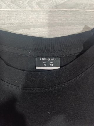 Camiseta Lefties Estampada Negra