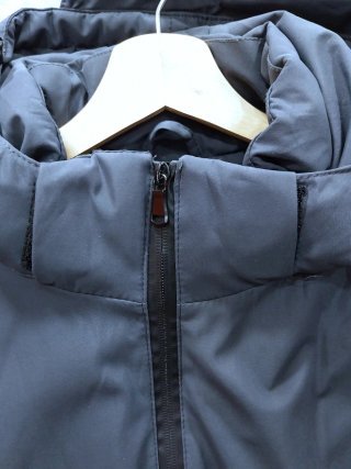 Parka Klandestine con Capucha Gris