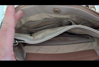 Bolso Guess BECCA LUXURY SATCHEL Rosa/Blanco