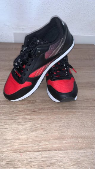 Reebok Anuel Rojas