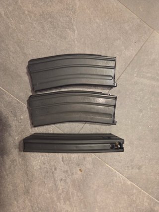 Tres Cargadores GHK CO2