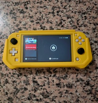 Nintendo Switch Lite Amarilla