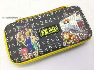 otros accesorios nintendo switch freaks and geeks funda de transporte one piece