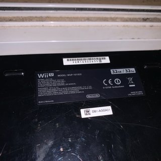 Nintendo Wii U + 3 giochi + Scheda SD