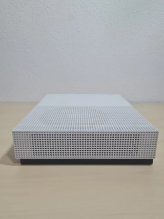 Xbox One S Blanca + Mando y Cables