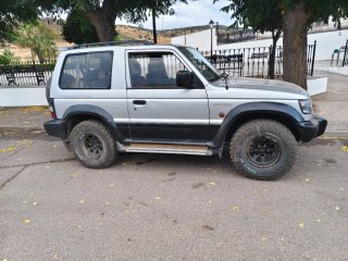 Mitsubishi Montero 1996