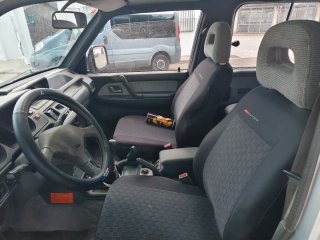 Mitsubishi Montero 1996