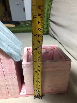 Casita Madera Macetero Rosa