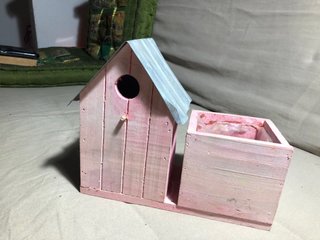Casita Madera Macetero Rosa