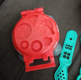 Play-Doh Kitchen Creations Barbacoa Burger Party