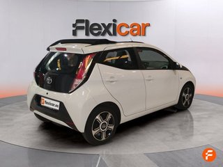 Toyota Aygo 1.0 70 x-wave