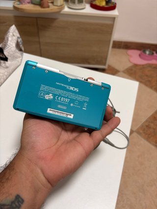 Nintendo 3DS Aqua + Cargador + Tomodachi Life