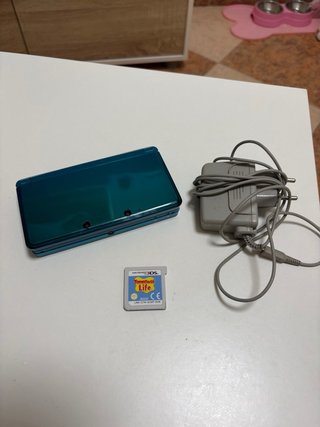 Nintendo 3DS Aqua + Cargador + Tomodachi Life