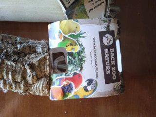 Perchas de bambú y corcho para loros y guacamayos