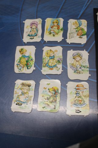 Antiguos cromos Sarah Kay troquelados y en relieve.