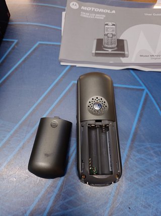 Teléfono MOTOROLA ME 4251-2