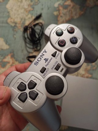 PS2 Plata con Mando y Cables