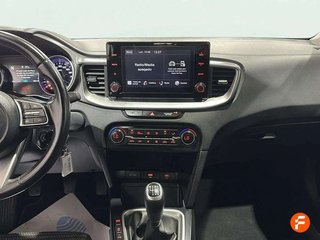 Kia Ceed 1.6 MHEV iMT 100kW (136CV) Drive