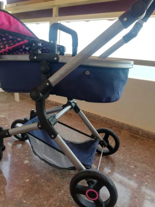 Carrito de muñecas con altura regulable