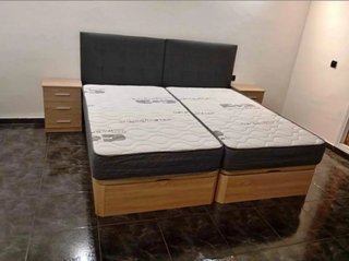 Canapé abatible y colchón nuevo de fábrica