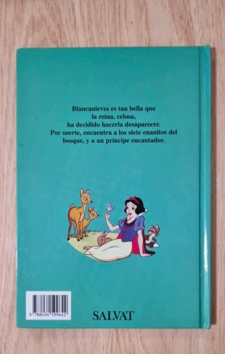 Clásico cuento Disney. " Blancanieves". Salvat.
